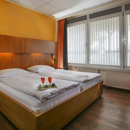 Wunderland Kalkar Hotel ภายนอก รูปภาพ